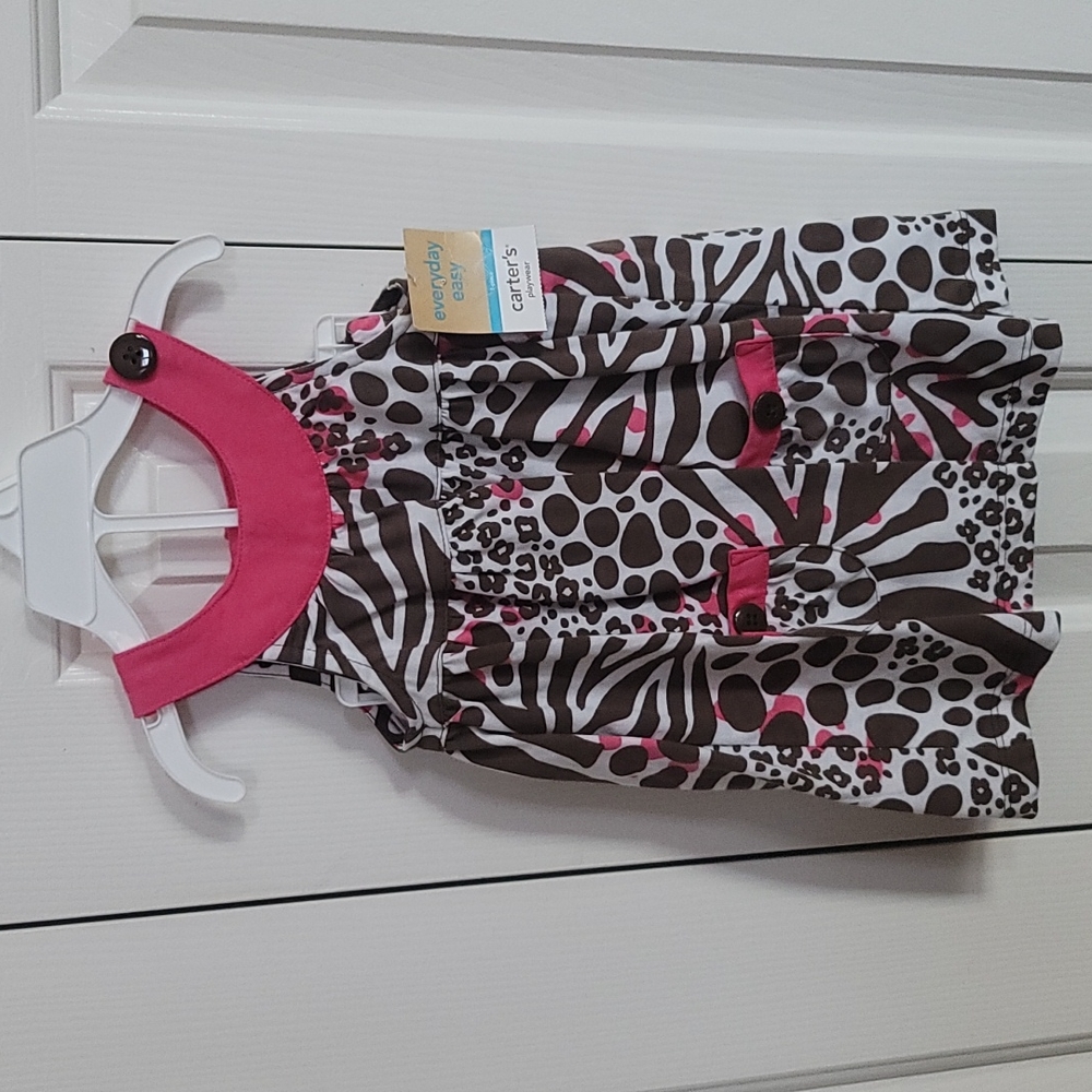 Carter's two piece dress with front pockets